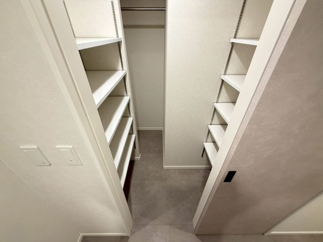 アーバネックス堺筋本町の収納