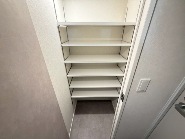 アーバネックス堺筋本町の収納