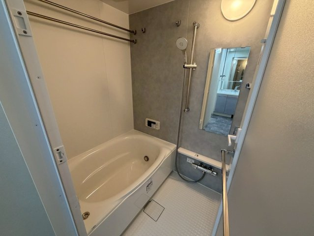 アーバネックス堺筋本町の浴室