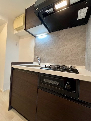 新品家具付きマンション高輪16(KaGood東京)のキッチン|お料理しやすいキッチンです