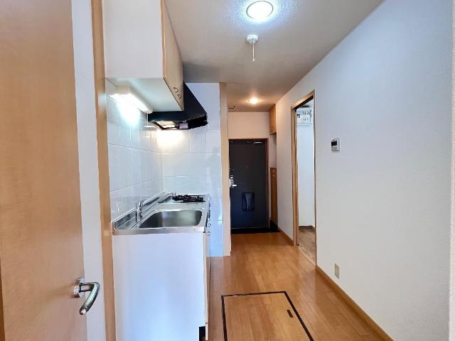 ヴォーノシロスナ　　刈谷市近郊の賃貸はクラスホーム刈谷店の玄関|キッチン