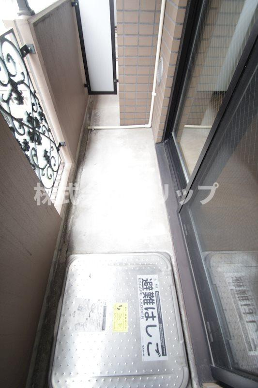 グリフィン横浜・桜木町参番館のバルコニー