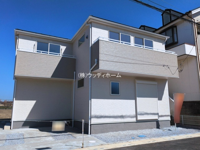 越谷市新川町1丁目　新築一戸建ての外観