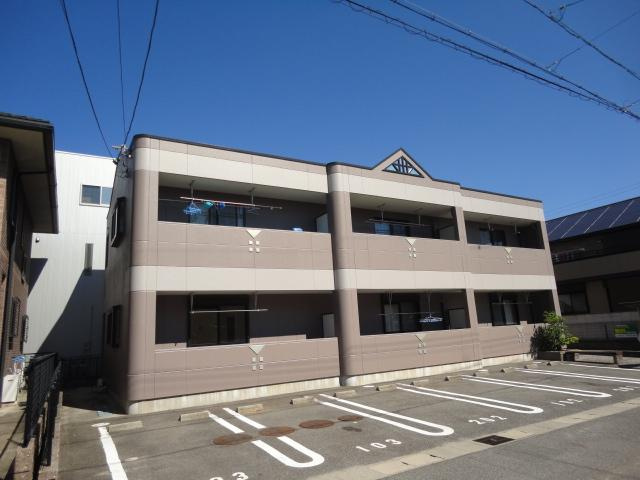 セントラルパレス植出　　刈谷市近郊の賃貸はクラスホーム刈谷店の駐車場|外観写真（昼）