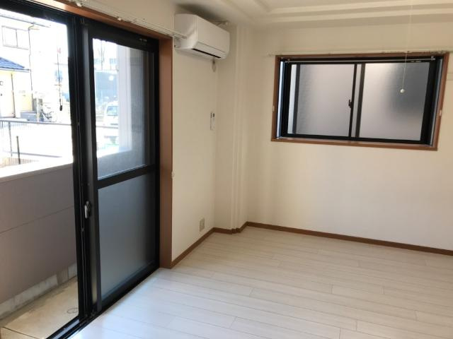 セントラルパレス植出　　刈谷市近郊の賃貸はクラスホーム刈谷店の居間・リビング|洋室