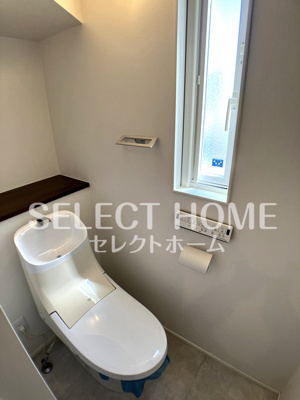 【トイレ】 | 東大友町戸建賃貸住宅 | 落ち着いた色調のトイレです