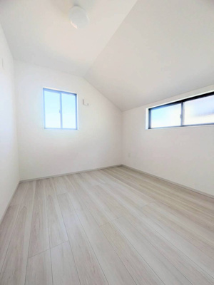 【洋室】 | 天白区土原１丁目新築戸建て | キャンペーン対象物件です♪詳細は弊社ホームページもしくはスタッフまでお気軽にお問合せ下さいませ♪ お役に立てる自信があります♪