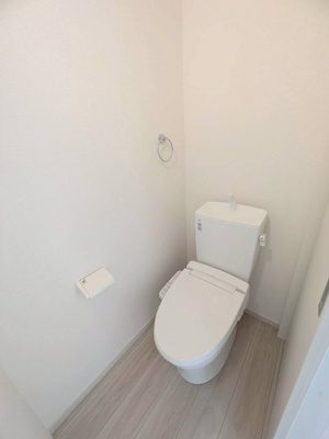 【トイレ】 | 天白区土原１丁目新築戸建て | キャンペーン対象物件です♪詳細は弊社ホームページもしくはスタッフまでお気軽にお問合せ下さいませ♪ お役に立てる自信があります♪