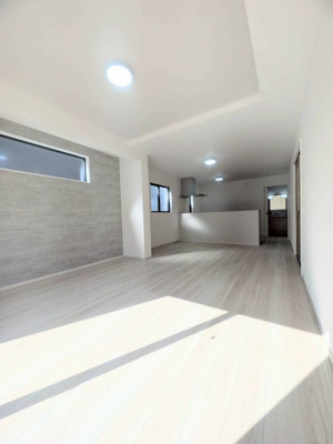 【居間・リビング】 | 天白区土原１丁目新築戸建て | キャンペーン対象物件です♪詳細は弊社ホームページもしくはスタッフまでお気軽にお問合せ下さいませ♪ お役に立てる自信があります♪