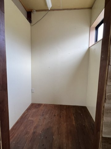 本間ビルの内装