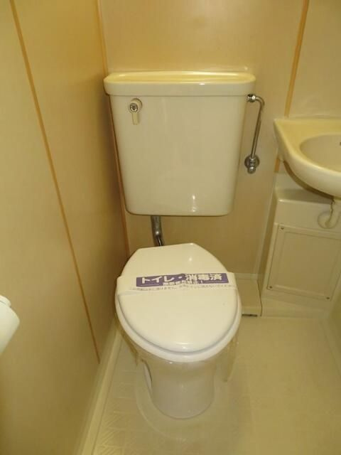 日神パレステージ市川のトイレ