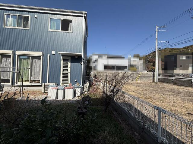 香南市野市大谷　中古戸建ての庭