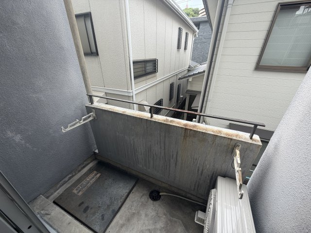 Fitsビル段原南のバルコニー
