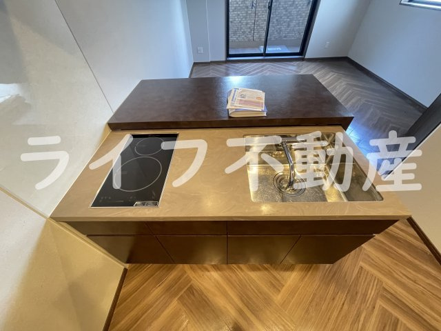PHOENIX CLOVE TOMOIのキッチン|使いやすいキッチンです