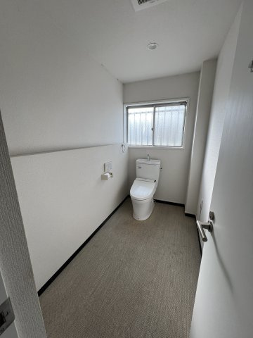 津山市　河辺　3階建店舗ビル　のトイレ|１階トイレ