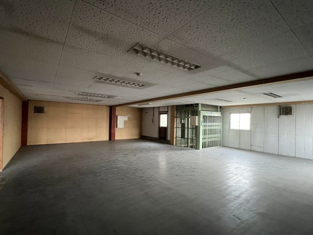 津山市　河辺　3階建店舗ビル　のその他|３階倉庫