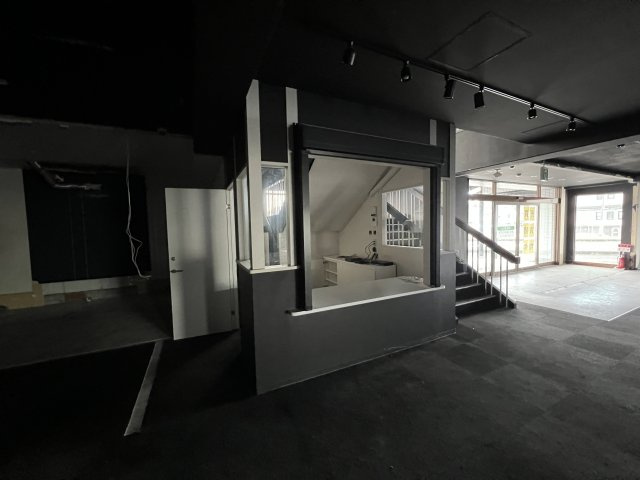 津山市　河辺　3階建店舗ビル　のその他|受付
