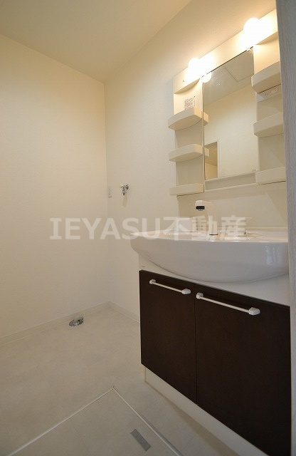 アメニティ庚午の洗面所