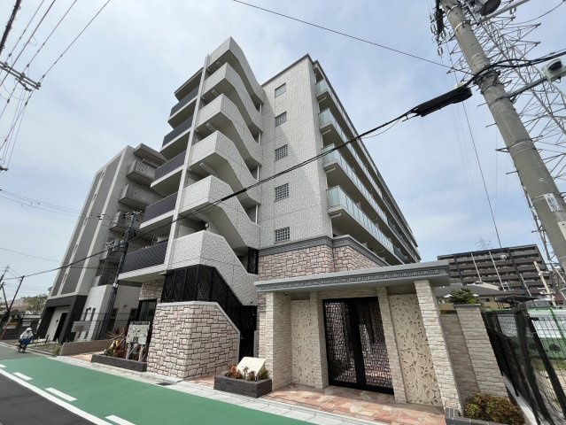 プレジオ八戸ノ里の外観