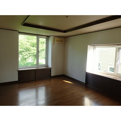 【居間・リビング】 | パークヴィラⅡ