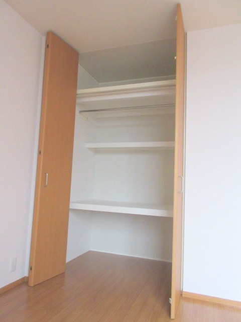 メゾン オークの収納|クローゼット