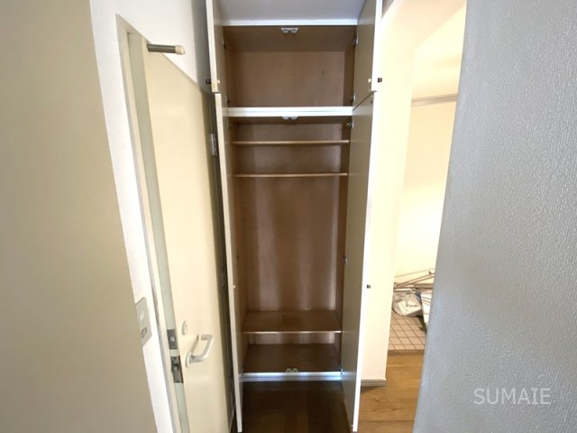 ルートマンションの収納|廊下収納☆