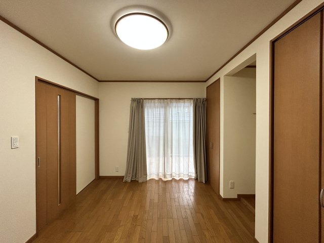 本郷２丁目　中古戸建の洋室