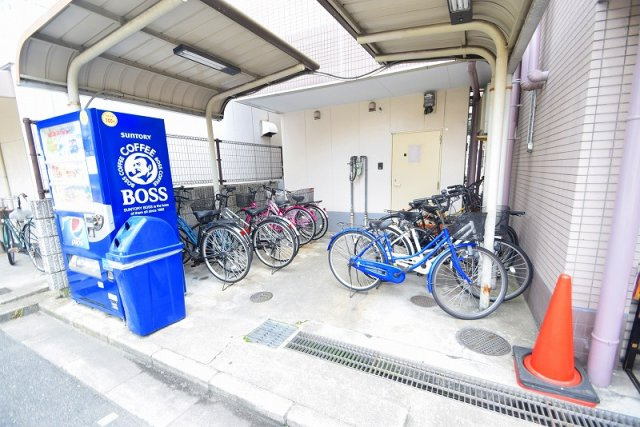 【駐車場】 | ビクトワール小阪