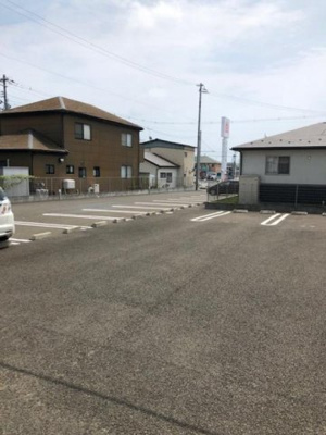 【駐車場】 | オーリーＡフラット