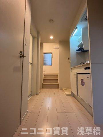 Bloom北千住 の玄関