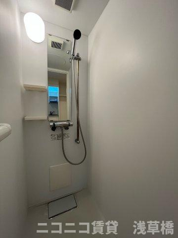 Bloom北千住 のシャワールーム