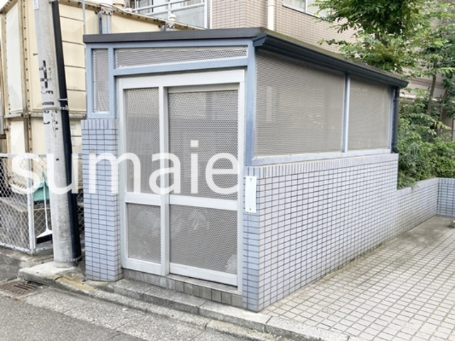 ＩＳＭ大宮のその他共用部分|敷地内ゴミ集積所。