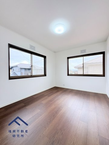 筑紫野市光が丘３丁目　戸建ての洋室