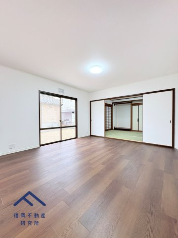 筑紫野市光が丘３丁目　戸建ての洋室