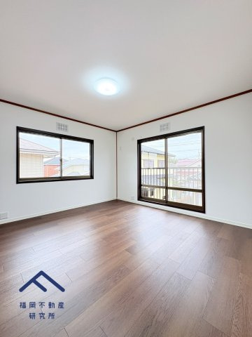 筑紫野市光が丘３丁目　戸建ての洋室