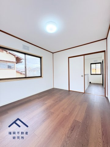 筑紫野市光が丘３丁目　戸建ての洋室