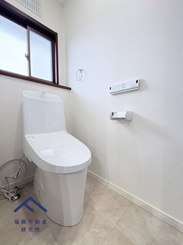 筑紫野市光が丘３丁目　戸建てのトイレ