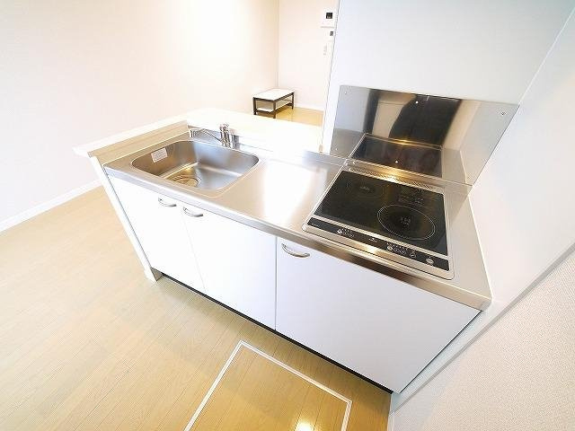 レオネクストＳｍｉｌｅのキッチン|コンパクトなキッチンで掃除もラクラク