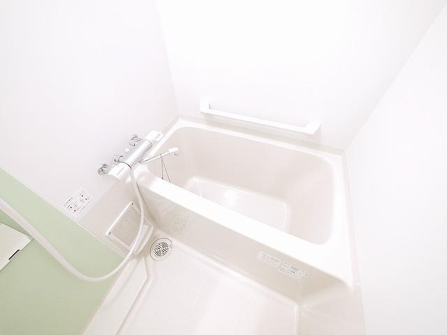 レオネクストＳｍｉｌｅの浴室|コンパクトで使いやすいお風呂です