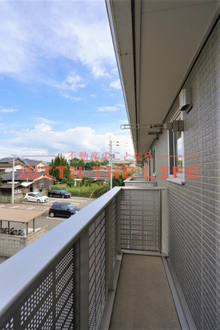 シュトラール【キャッシュバック対象】のバルコニー|バルコニーがあります