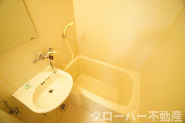 美和ハイツの浴室