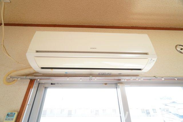 美和ハイツのエントランス