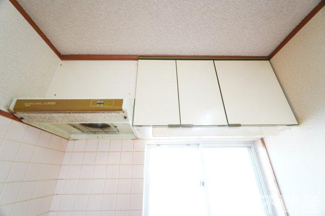 美和ハイツの洋室