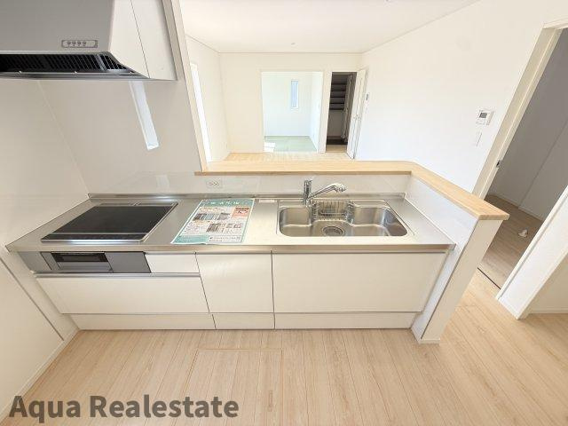 高松市前田西町の新築一戸建のキッチン|きれいなキッチンです