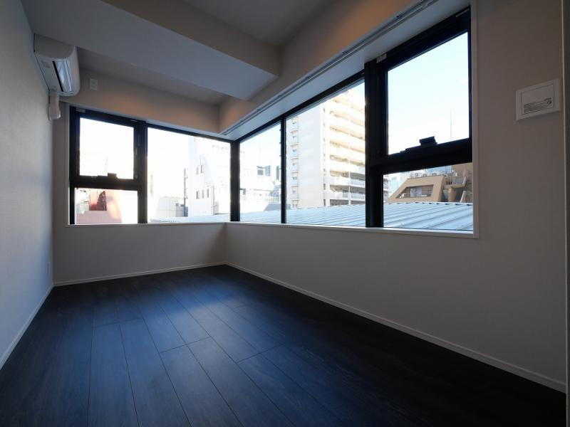 千代田区西神田２丁目の賃貸マンション