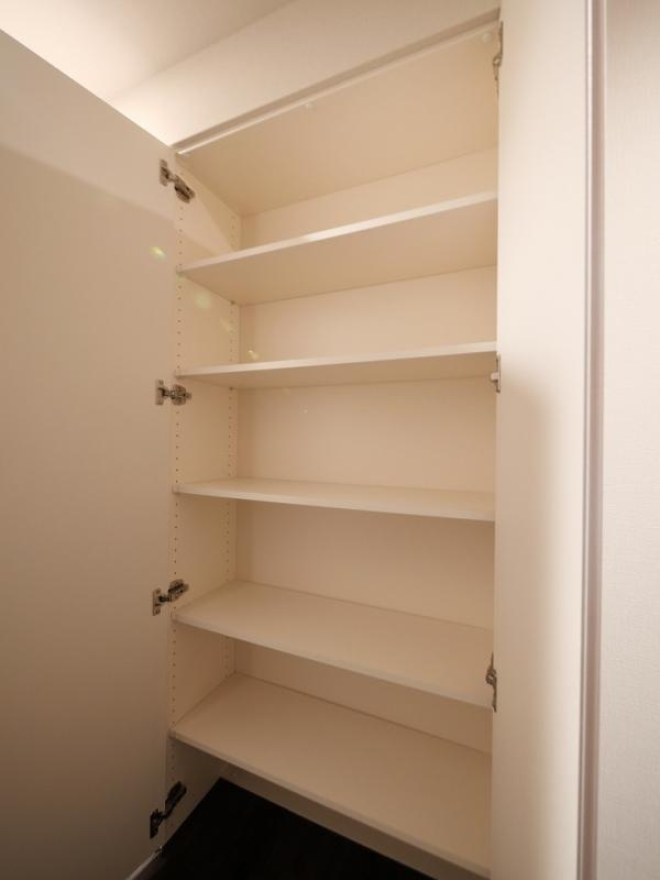 千代田区西神田２丁目の賃貸マンション