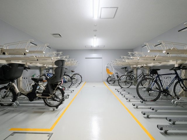 千代田区西神田２丁目の賃貸マンション