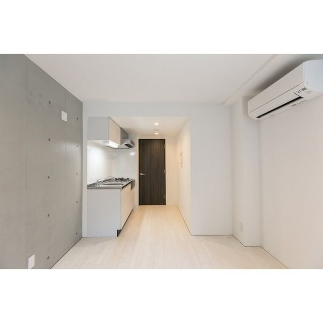 LEGALAND笹塚の洋室