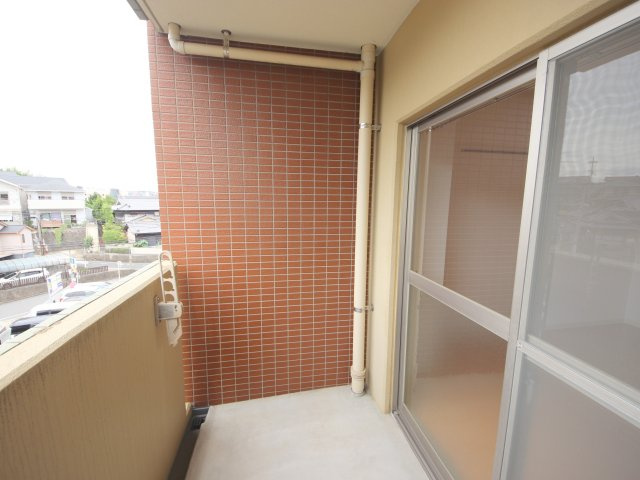 生駒市西松ケ丘の賃貸マンションのバルコニー