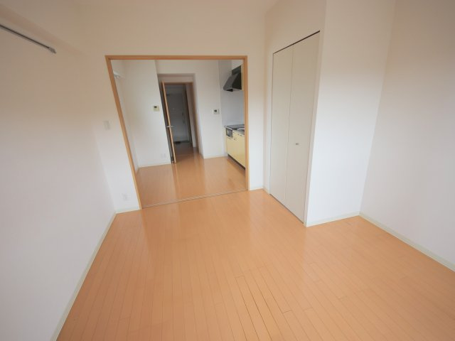 生駒市西松ケ丘の賃貸マンションの寝室